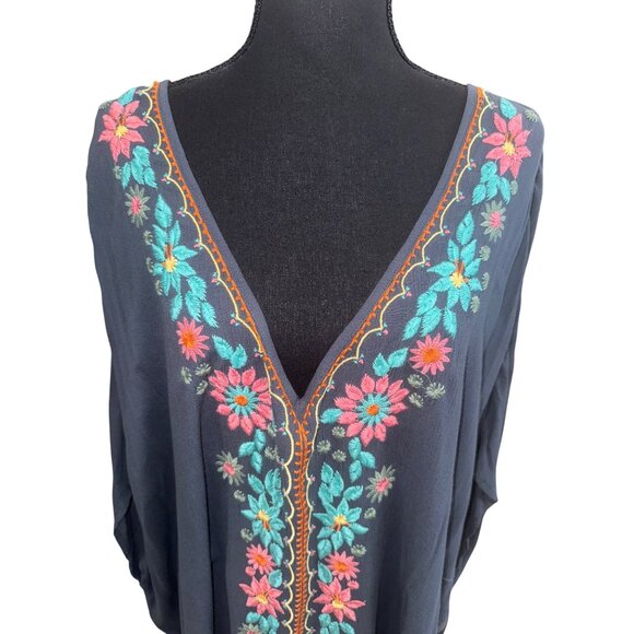 ONeill Boho Embroidered Tunic Top Swim Coverup M/L Navy Floral V-Neck Viscose - Picture 2 of 11